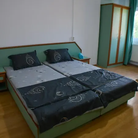 Villa Vila Sixty-Nine